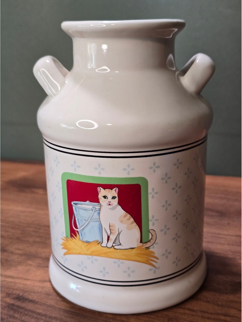 VTG Vandor Double Handle Farmhouse Milk Jug Urn: Cat Design by Pelzman (1981)